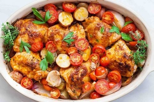 الدجاج مع الخضار بالكزبرة