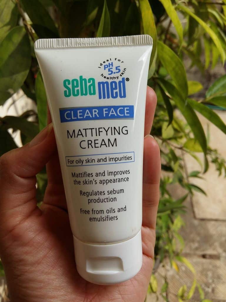 كريم سيباميد للبشره الدهنيه