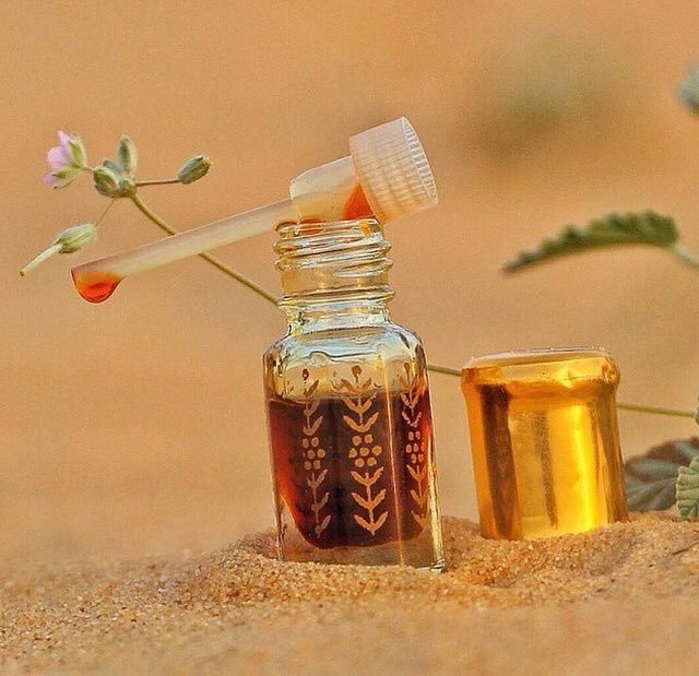 تفسير حلم المسك في المنام لابن سيرين وابن شاهين والنابلسي تفسير حلم المسك