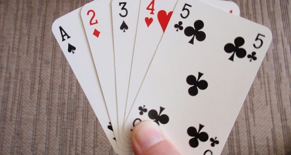 تفسير حلم الكوتشينة في المنام