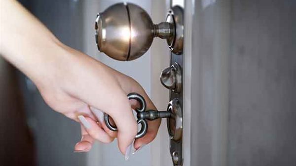 تفسير حلم الباب المغلق في المنام